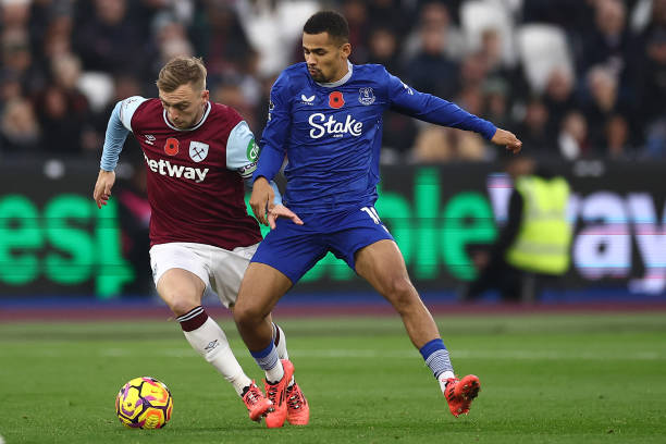 对于埃切韦 对于埃切韦