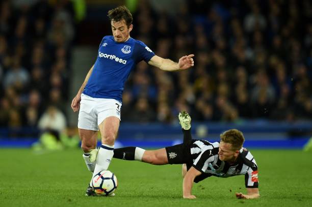 首场比赛后 首场比赛后